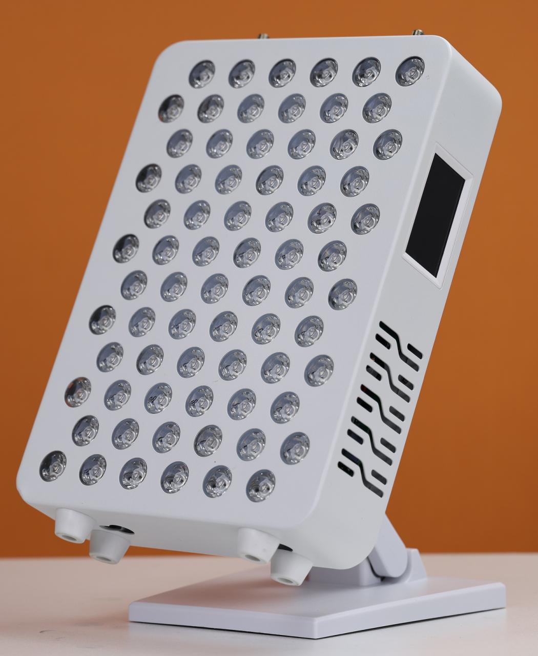 Peakspan RLPRO100 nine-wavelength LED panel